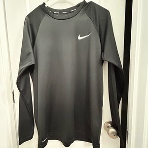Nike Dry fit long sleeve shirt